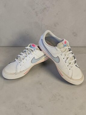 Nike Women’s White Sneakers with Light Blue Swoosh & Pink Accents